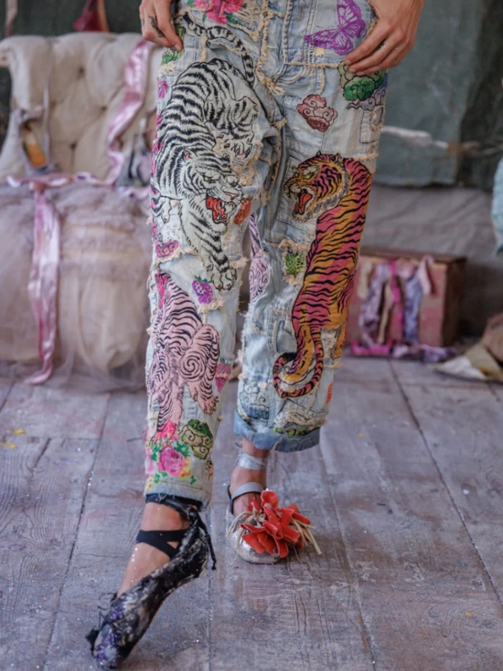 🐅NWT MAGNOLIA PEARL BIRCH WONDER MINER DENIMS🐅 - Picture 2 of 8